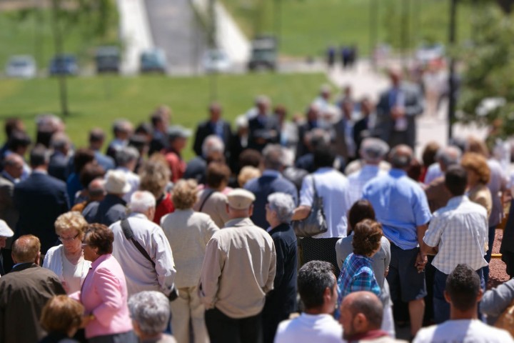 1200 col·laboracions