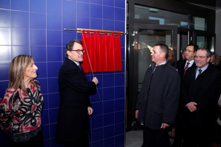 Mas i Reñé a Vila-sana, remodelació de les escoles