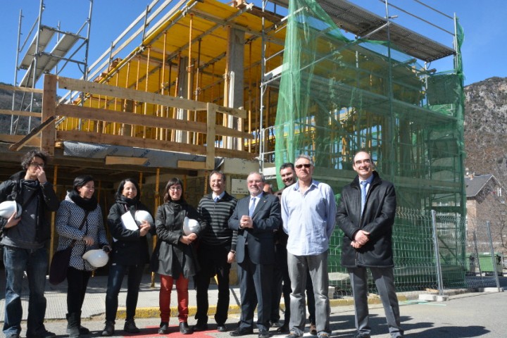 Reñé visita les obres de remodelació del nou CAP del Pont de Suert