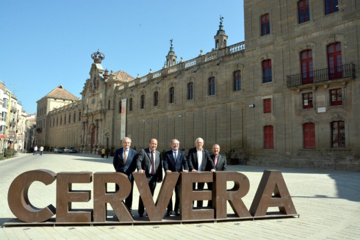 Reñé visita Cervera