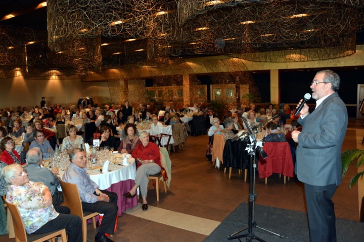 El president de la Diputació de Lleida, Joan Reñé, ha participat aquest dissabte al dinar de celebració del 25è aniversari de l’Associació de dones del Pla d’Urgell Albada i la 18a Trobada Intercomarcal d’Associacions de Dones de Lleida