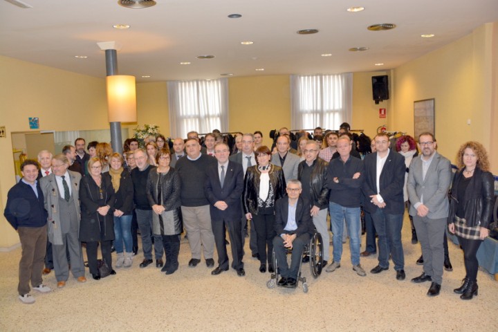 El president de la Diputació de Lleida ha explicat les prioritats i les línies bàsiques del pressupost per al 2016, en la tradicional trobada nadalenca amb la premsa