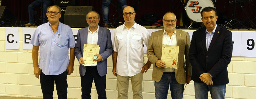 Reñe_club_bitlles_Miralcamp_003_SLI