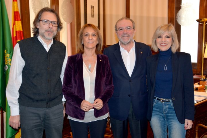 El president de la Diputació de Lleida, Joan Reñé, s’ha reunit aquest dimecres amb la directora general de Política Lingüística del Departament de Cultura, Ester Franquesa